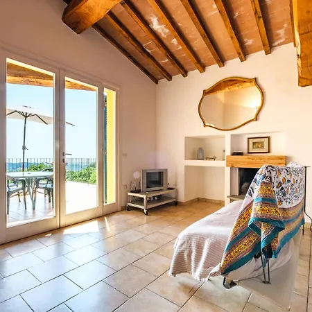 Di Campagna 10 Posti Con Piscina Privata Castellina Marittima