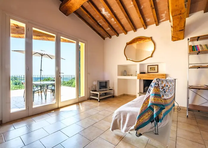 Di Campagna 10 Posti Con Piscina Privata קסטלינה מריטימה